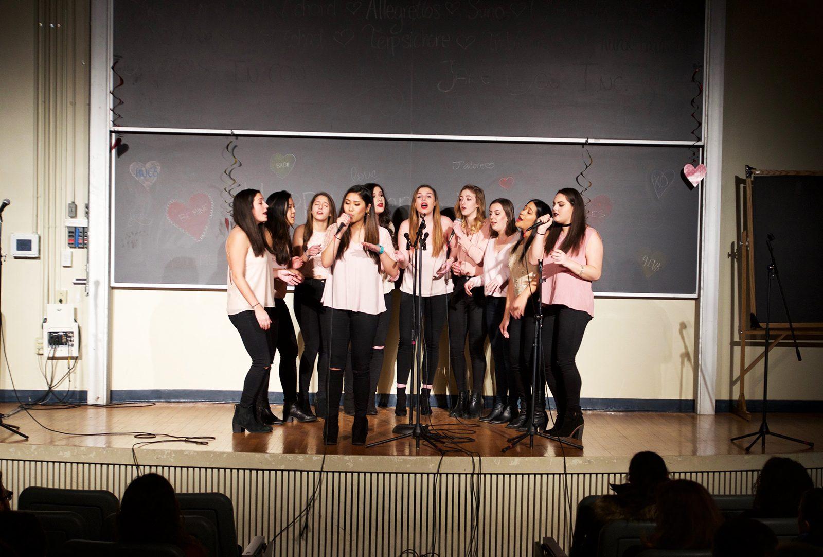 The Boston University Sweethearts, an on-campus a cappella group, hosts a benefit concert to honor Jane Doe Inc. at the Jacob Sleeper Auditorium Saturday night. PHOTO BY SYDNEY MAES/ DAILY FREE PRESS STAFF