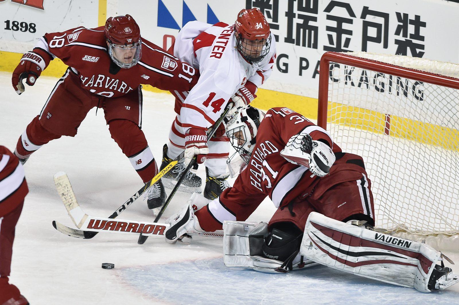 New assistant head coach Paul Pearl won the 2017 Beanpot with Harvard. PHOTO BY MADDIE MALHOTRA/ DFP FILE PHOTO