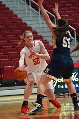 Junior forward Kara Sheftic scored 13 points on Monday night. PHOTO BY MADDIE MALHOTRA/ DFP FILE PHOTO 