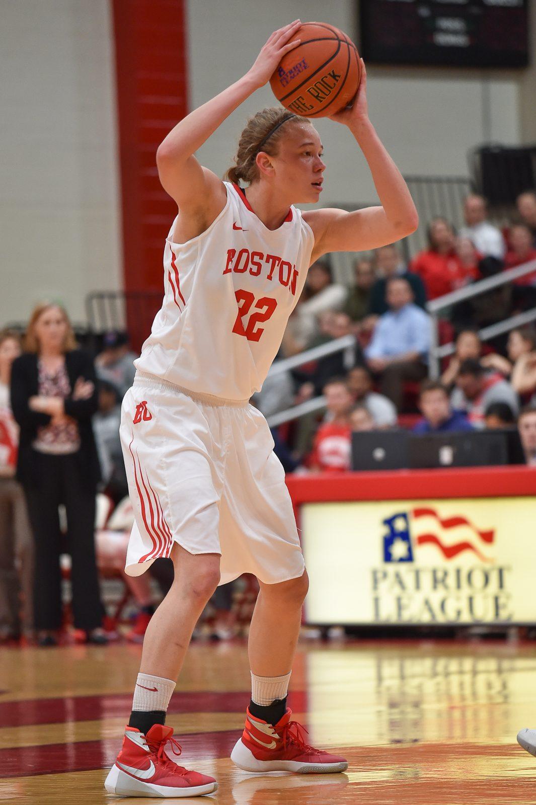 Junior guard Corrine Williams is averaging 7.5 points per game thus far. PHOTO BY MADDIE MALHOTRA/ DFP FILE PHOTO 