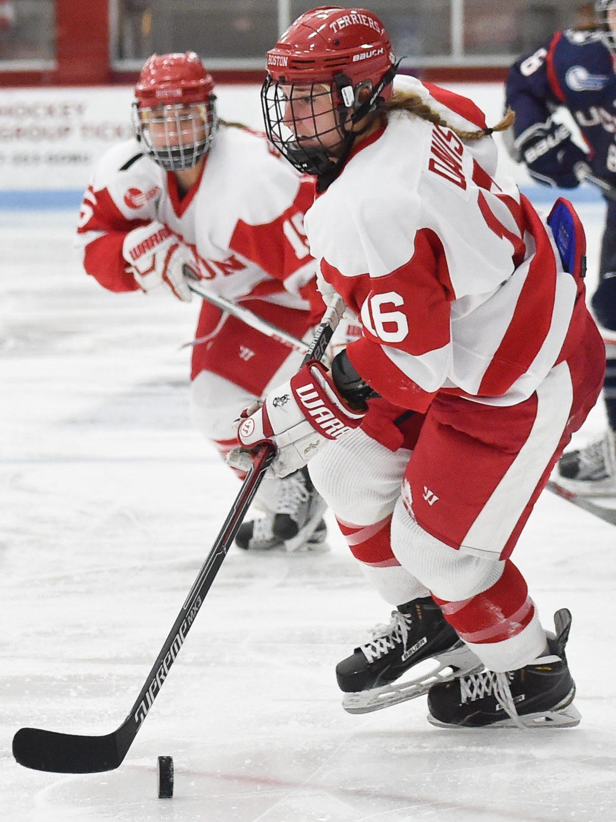 Sophomore forward Sammy Davis scored twice in the weekend set with UConn. PHOTO BY MADDIE MALHOTRA/ DFP FILE PHOTO