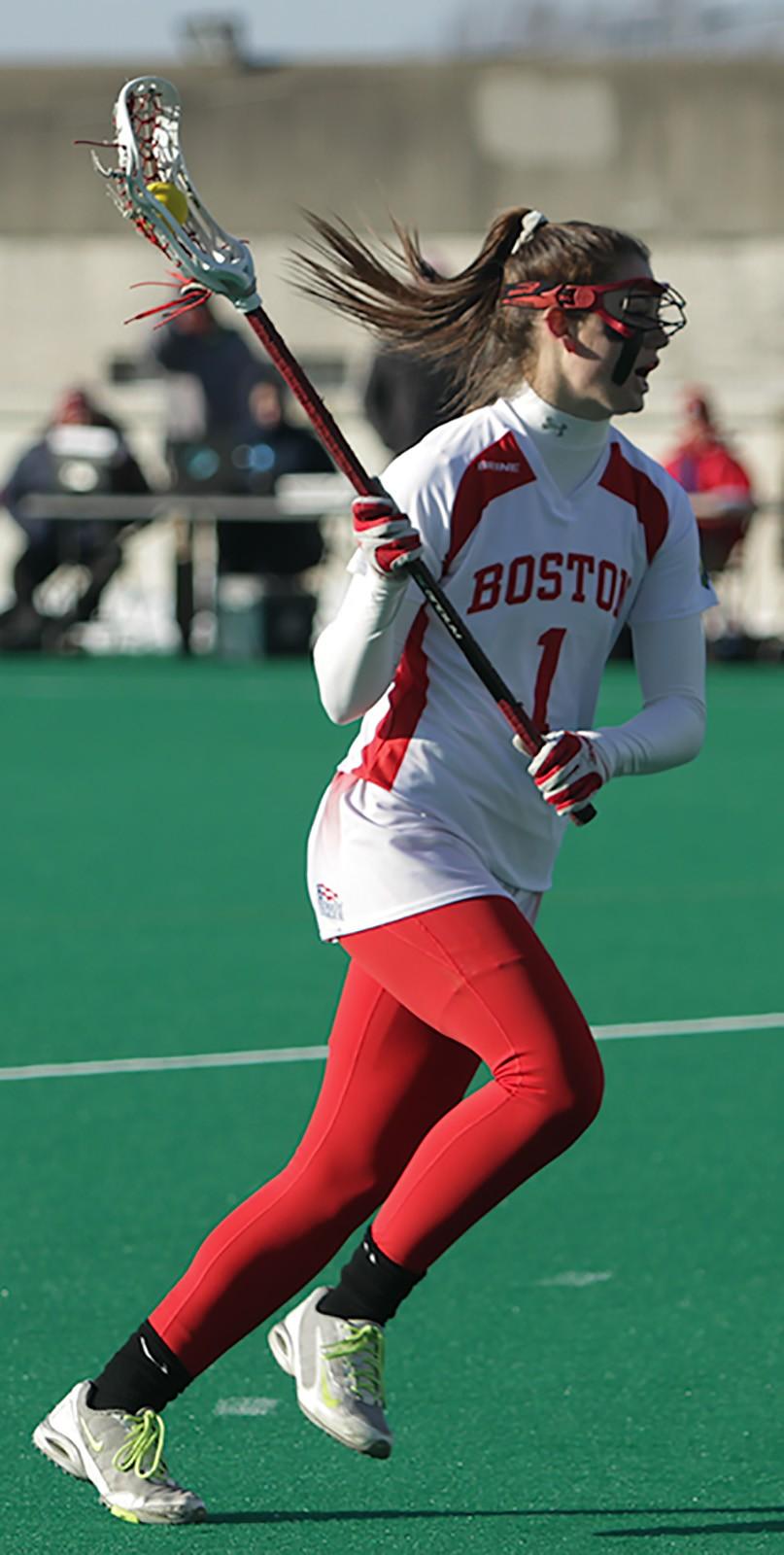 Women’s lacrosse falls short against streaking No. 17 Loyola
