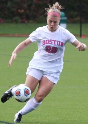 Forward Erica Kosienski, along with the other seniors, were praised by Nancy Feldman. PHOTO BY BETSEY GOLDWASSER/ DAILY FREE PRESS STAFF 