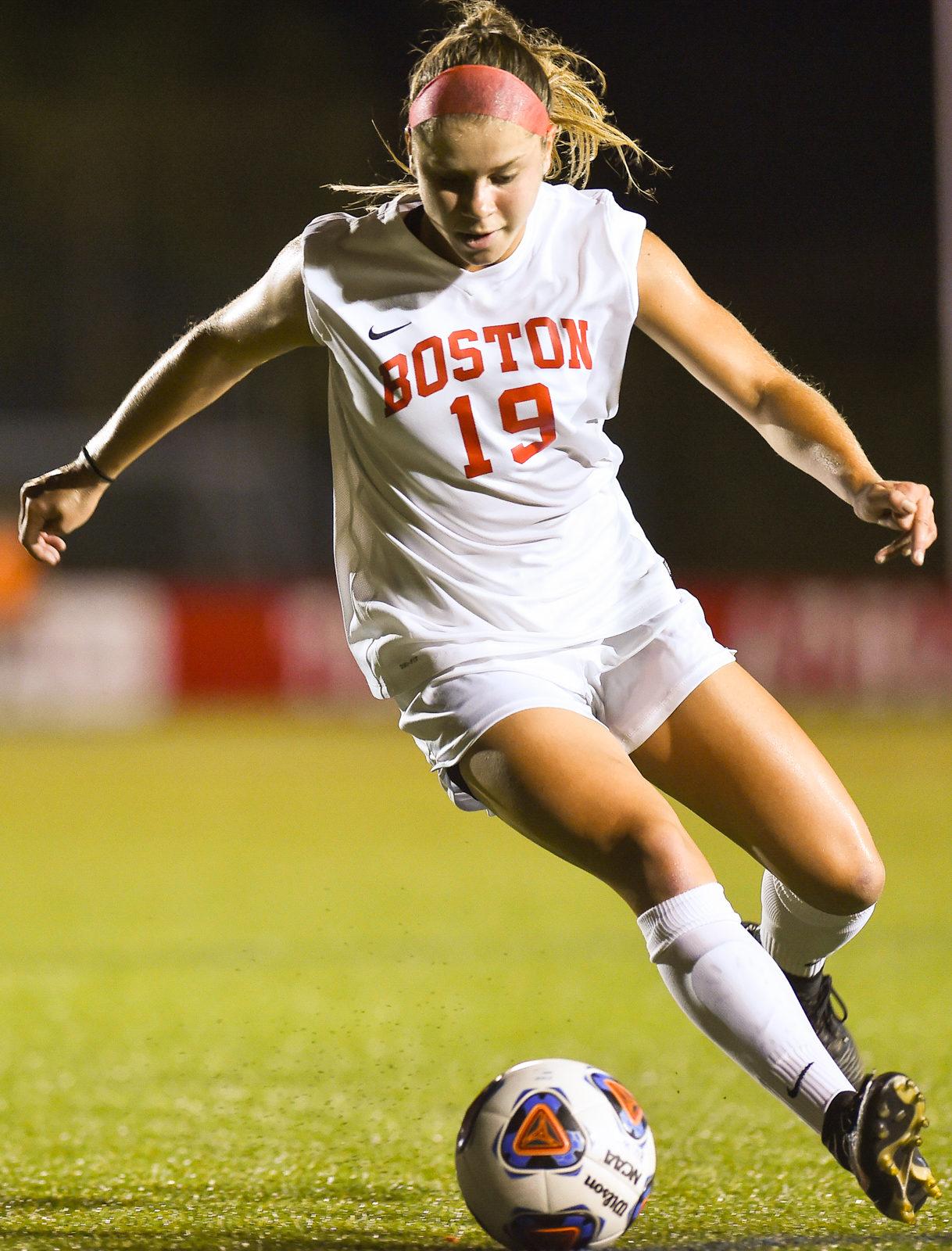 Junior Pietra Sweeny and the Terriers picked up their seventh shutout of the season. PHOTO BY MADDIE MALHOTRA./ DAILY FREE PRESS STAFF