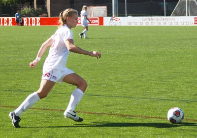 Rachel Bloznalis, along with McKenzie Hollenbaugh, led the women's soccer team to a 1.09 goals against average.