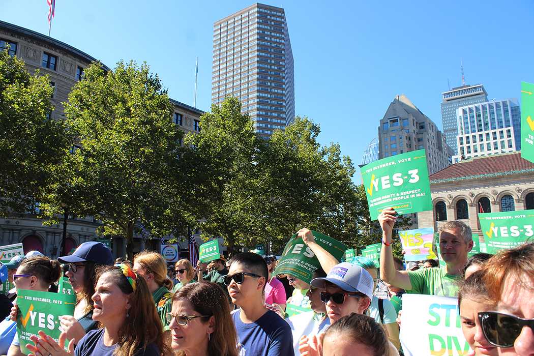 Hundreds took to Copley Square Sunday to express their support for the third ballot question in the upcoming Massachusetts general election. PHOTO BY RACHEL SHARPLES/ DAILY FREE PRESS STAFF